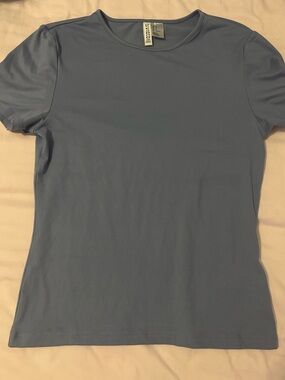 H&M Short Sleeve Crewneck Tee in Blue